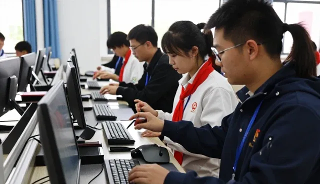 青岛鼎聚投资有限公司介绍企业策划服务在市场调研分析中的应用